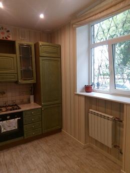 Excellent 4-room apartment on the waterf, Волгоград - квартира подобово