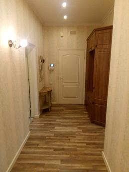 Excellent 4-room apartment on the waterf, Волгоград - квартира подобово