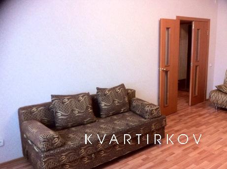 Просторная квартира посуточно в спальном районе Тюмени, есть