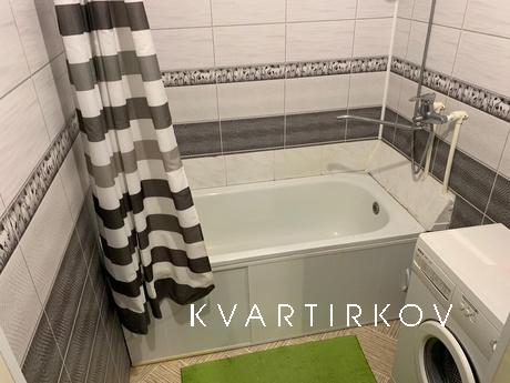 Clean and comfortable 1 bedroom apartmen, Уфа - квартира подобово
