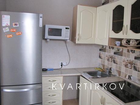 Clean and comfortable 1 bedroom apartmen, Уфа - квартира подобово