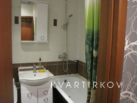 Clean and comfortable 1 bedroom apartmen, Уфа - квартира подобово