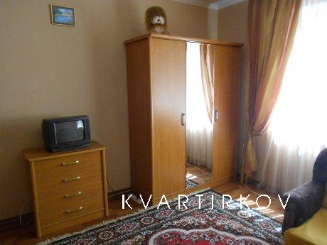 Rent 1 bedroom Heroes Stalinagrada, Chernomorsk (Illichivsk) - apartment by the day