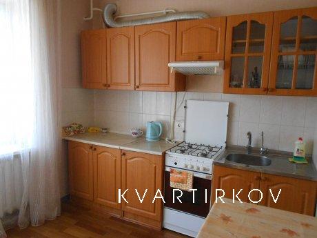 Rent 1 bedroom Heroes Stalinagrada, Chernomorsk (Illichivsk) - apartment by the day