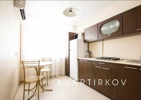 Уютная квартира посуточно!, Тюмень - квартира посуточно