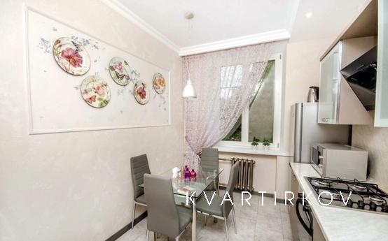 Чистая уютная квартира в центре Тюмени, Тюмень - квартира посуточно