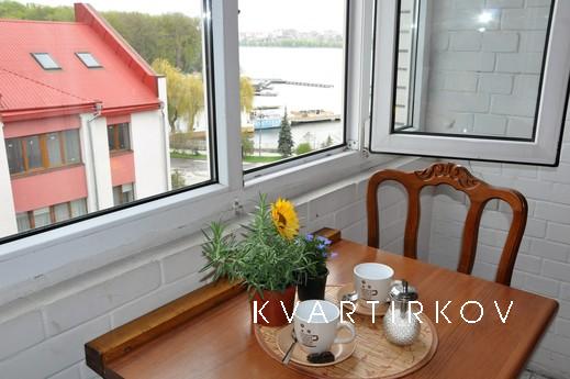 like a botel for a hotel Galichina, Ternopil - apartment by the day