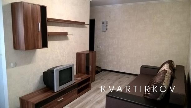 One bedroom apartment renovated 2016 c., Two beds + one extr