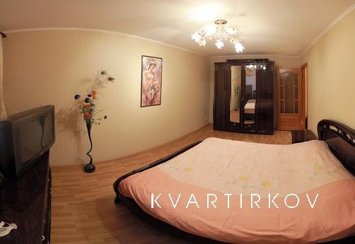Luxury apartment for serious offers, Mykolaiv - apartment by the day