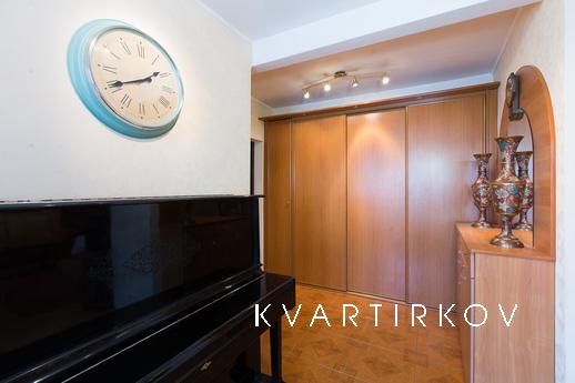 Сдам посуточно 3-к апартаменты., Москва - квартира посуточно