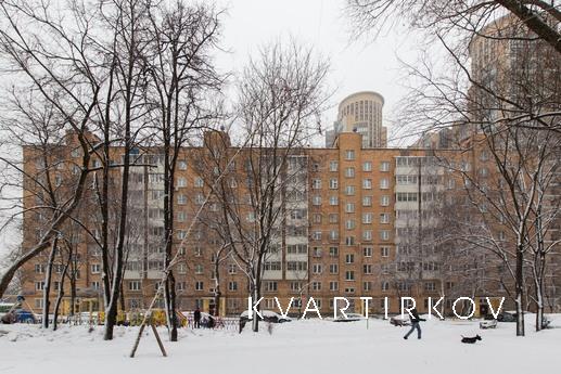 Lux Apartment 3-я Красногвардейская 8, Москва - квартира посуточно