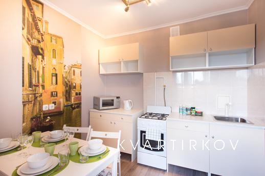 1 комнатная квартира посуточно, Москва - квартира посуточно