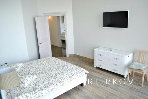 Нова 3х кімнатна квартира «Sunrice», Одеса - квартира подобово
