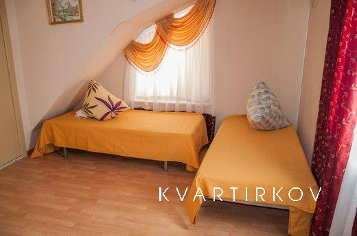 a house for rent near the sea, Odessa - apartment by the day