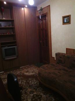 Rent 2-bedroom apartment, Chernomorsk (Illichivsk) - apartment by the day