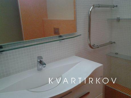 1 bedroom apartment  Tyumen district, Tyumen - apartment by the day