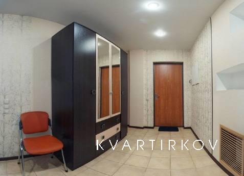 2 bedroom apartment for rent, Tyumen - apartment by the day