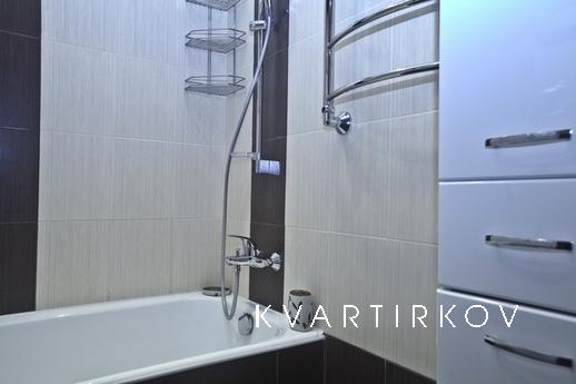 2 bedroom apartment for rent, Tyumen - apartment by the day