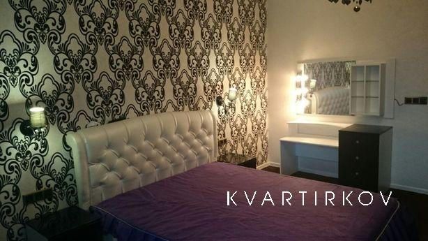 Rent two-room apartment in Tyumen district. Near the 