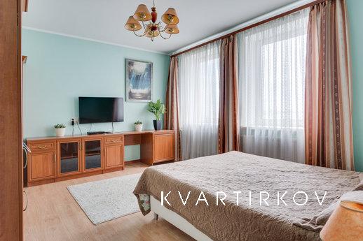 Spacious with euro-repair 2 bedroom apartment in a 3-minute 