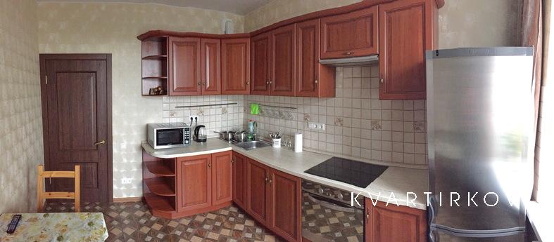 Bright apartment close to the metro, Saint Petersburg - apartment by the day