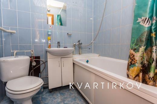 3 к.кв.  Центр. Документы. Wi-Fi Хозяин, Краснодар - квартира посуточно