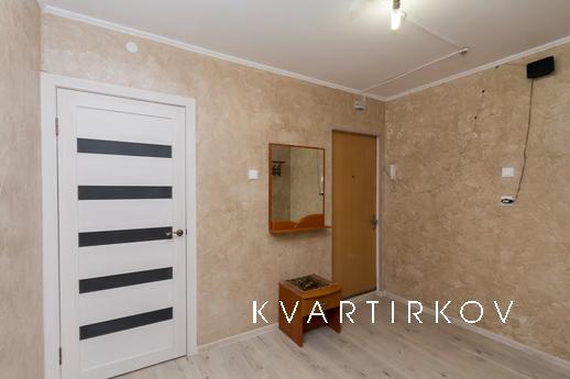 2 bedroom apartment in the center, Krasnodar - apartment by the day