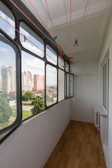 2 bedroom apartment in the center, Krasnodar - apartment by the day