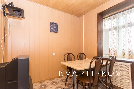 2-комнатная квартира в центре города, Краснодар - квартира посуточно