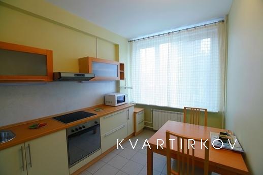 2-комнатная квартира посуточно, Тюмень - квартира посуточно