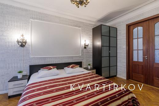 Daily rent 3-room apartment, Санкт-Петербург - квартира подобово