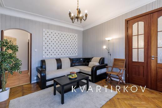 Daily rent 3-room apartment, Санкт-Петербург - квартира подобово