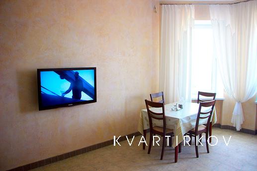 VIP apartment near the sea, Chernomorsk (Illichivsk) - apartment by the day
