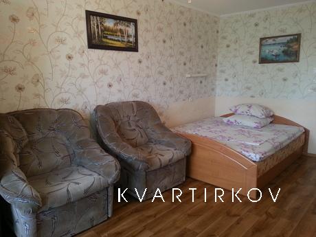 Своя 1 кімнатна біля моря Паркова 10, Чорноморськ (Іллічівськ) - квартира подобово