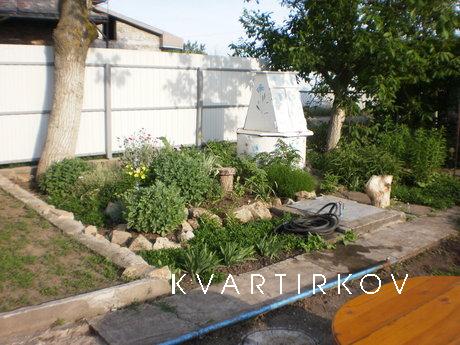 Summer Cottage for rent in Berdyansk, Berdiansk - apartment by the day