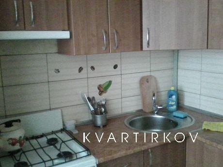Comfortable apartment in the heart, Berdiansk - apartment by the day