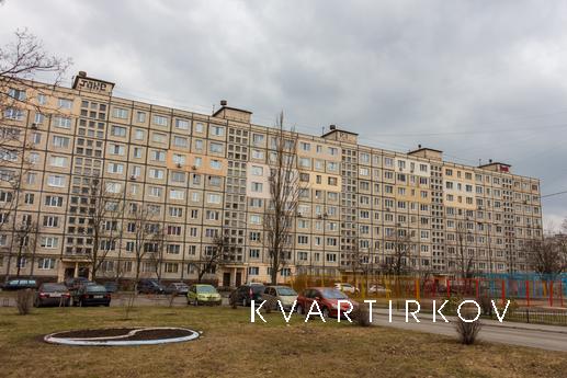 2-к. квартира пр-т. Героев Сталинграда 1, Киев - квартира посуточно
