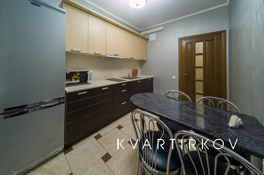 1 to. apartment in Kiev, st. Bogatyrskay, Kyiv - apartment by the day
