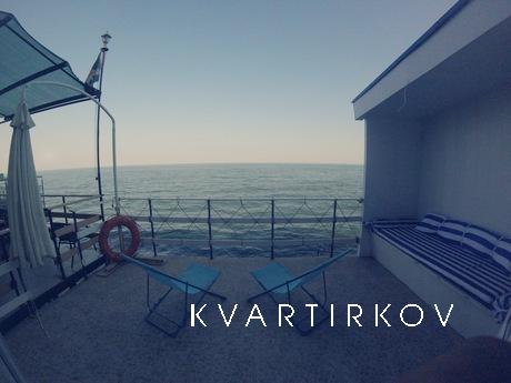Rent our cottage on the shore of the Black Sea, between Sauv