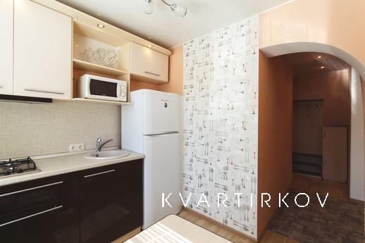 Квартира с Дизайнерским ремонтом, Тюмень - квартира посуточно