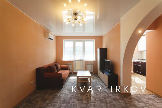 Квартира с Дизайнерским ремонтом, Тюмень - квартира посуточно