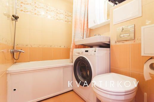 Квартира с Дизайнерским ремонтом, Тюмень - квартира посуточно