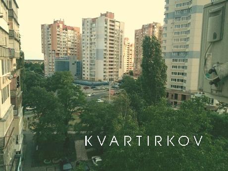 Rent our 2-bedroom apartment, Chernomorsk (Illichivsk) - apartment by the day