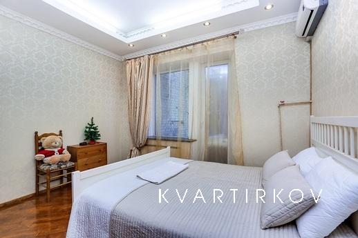 Крестовоздвиженский пер, 4, Москва - квартира посуточно