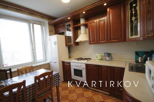 Ростовская наб, 1, Москва - квартира посуточно