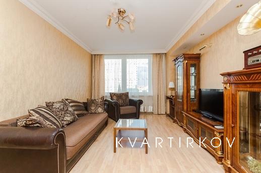 Посуточно Новый Арбат 22, Москва - квартира посуточно