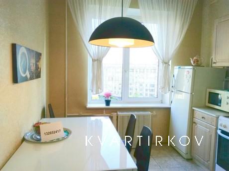 Посуточно улица смоленская 6, Москва - квартира посуточно