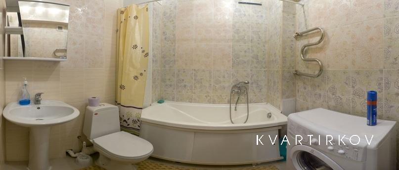 Светлая, уютная квартира с современным ремонтом евро-класса.