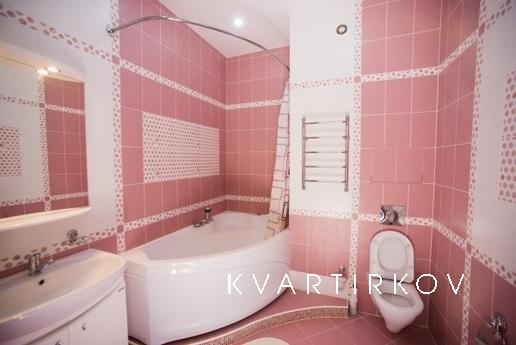 Сдается квартира посуточно, собственница, Екатеринбург - квартира посуточно