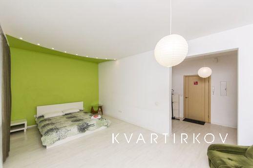 Сдается квартира посуточно, собственница, Екатеринбург - квартира посуточно